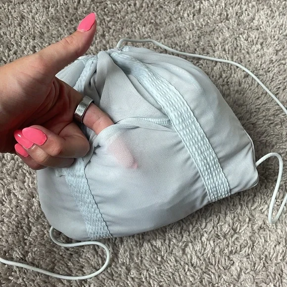 Lululemon Pack Light Pullover *Packable - Picture 13 of 14